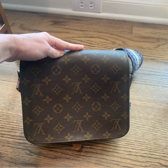 LOUIS VUITTON Vintage Cartouchiere Crossbody Bag - Picture 7 of 9